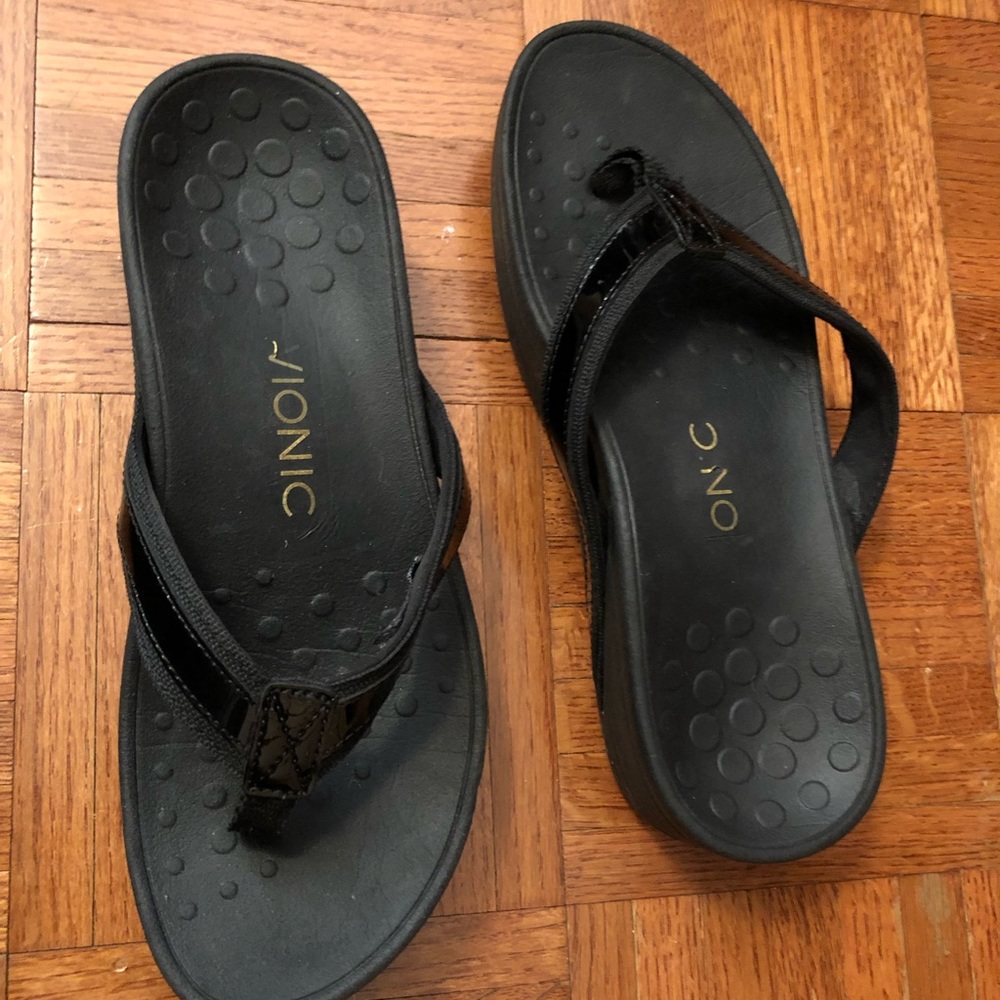 Vionic High Tide Sandal (black size 7)